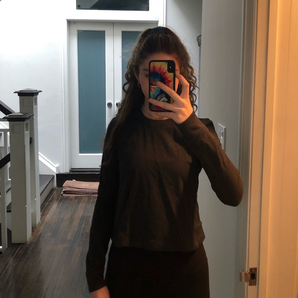 Grey lululemon sweatshirt